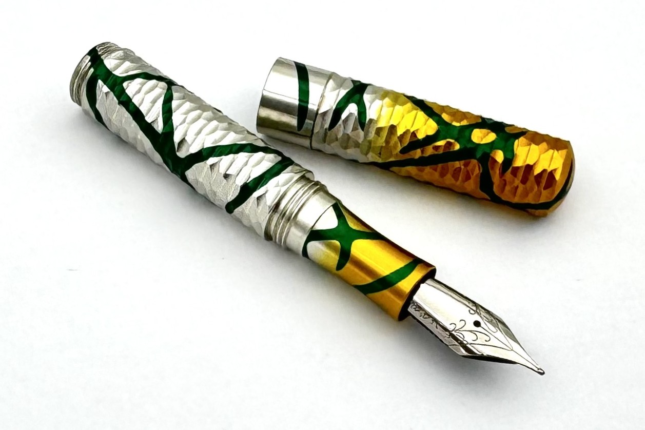 SchonDSGNAnodizedAluminumConfettiSparkFacetedPocketSixFP_1